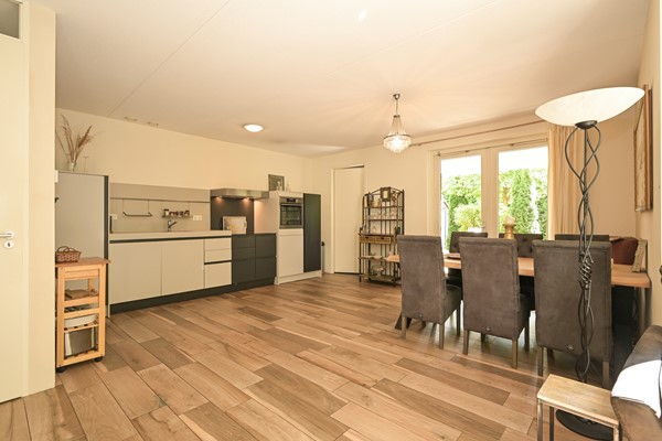 Medium property photo - Abdis Johannastraat 28, 2544 NE Den Haag